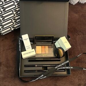 🎉VICTORIA BECKHAM  2025  HOLIDAY Cocoa  Set , PLUS EXRAS by VB ❤️🎉